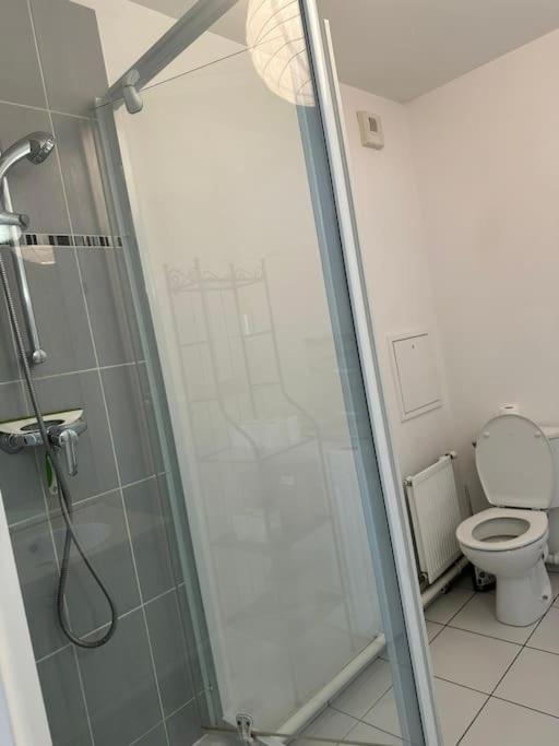 Grand Studio De 37M Carres - Rer Laplace Et Maison Des Examens A 5 Minutes A Pied Аркьой Екстериор снимка